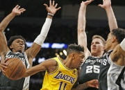 开云-穆雷关键节点精彩发挥，RNG带队取胜！的简单介绍